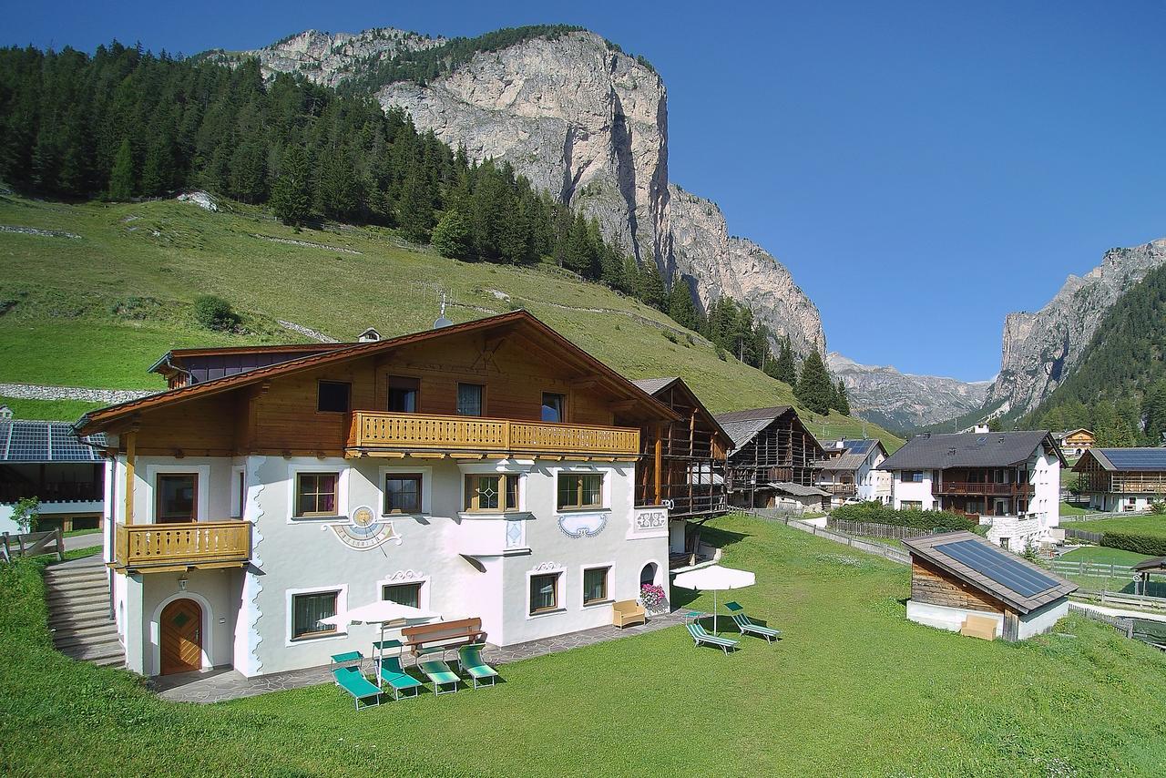 Garni La Majon Hotel Selva di Val Gardena Exterior foto